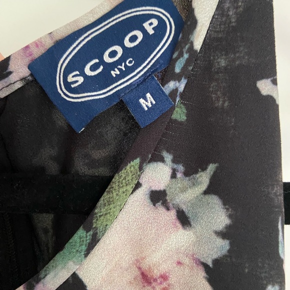 Scoop NYC multi layered silk blouse. Size medium - Picture 3 of 6